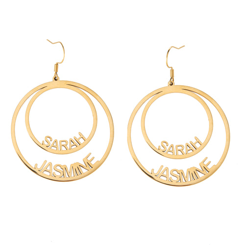 Aretes con Nombres en Círculos Dobles