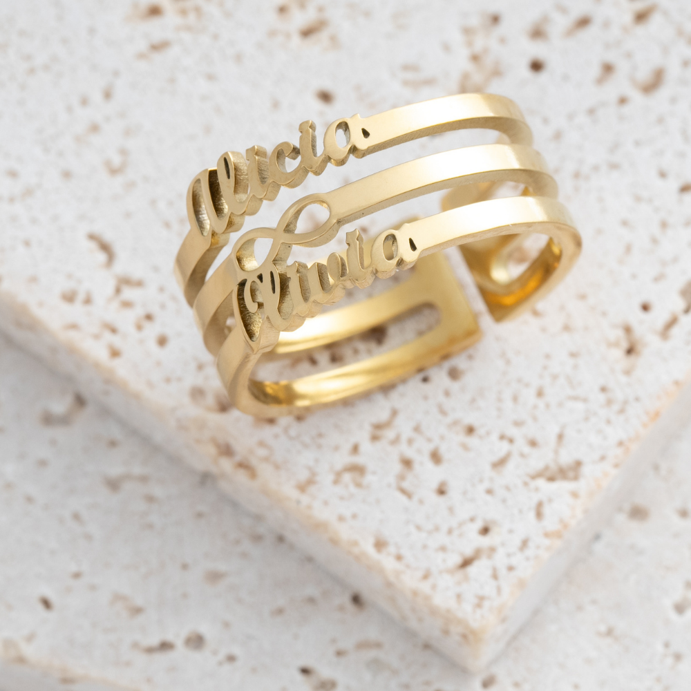Anillo Infinito con Nombres Grabados