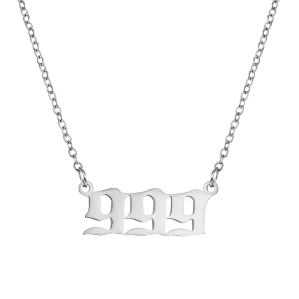 Collar Gótico Personalizado con Número de Ángel de la Suerte