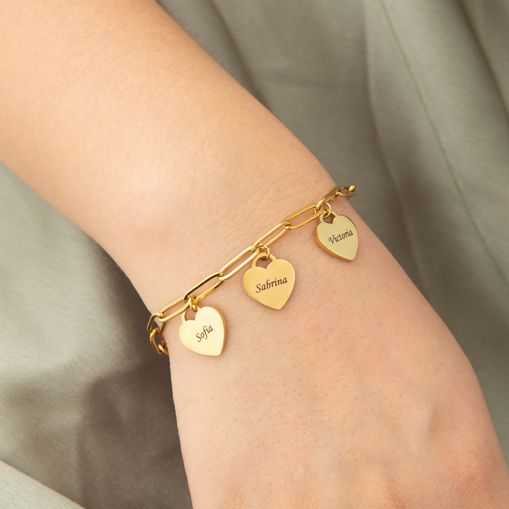 Pulsera Personalizada con Múltiples Corazones