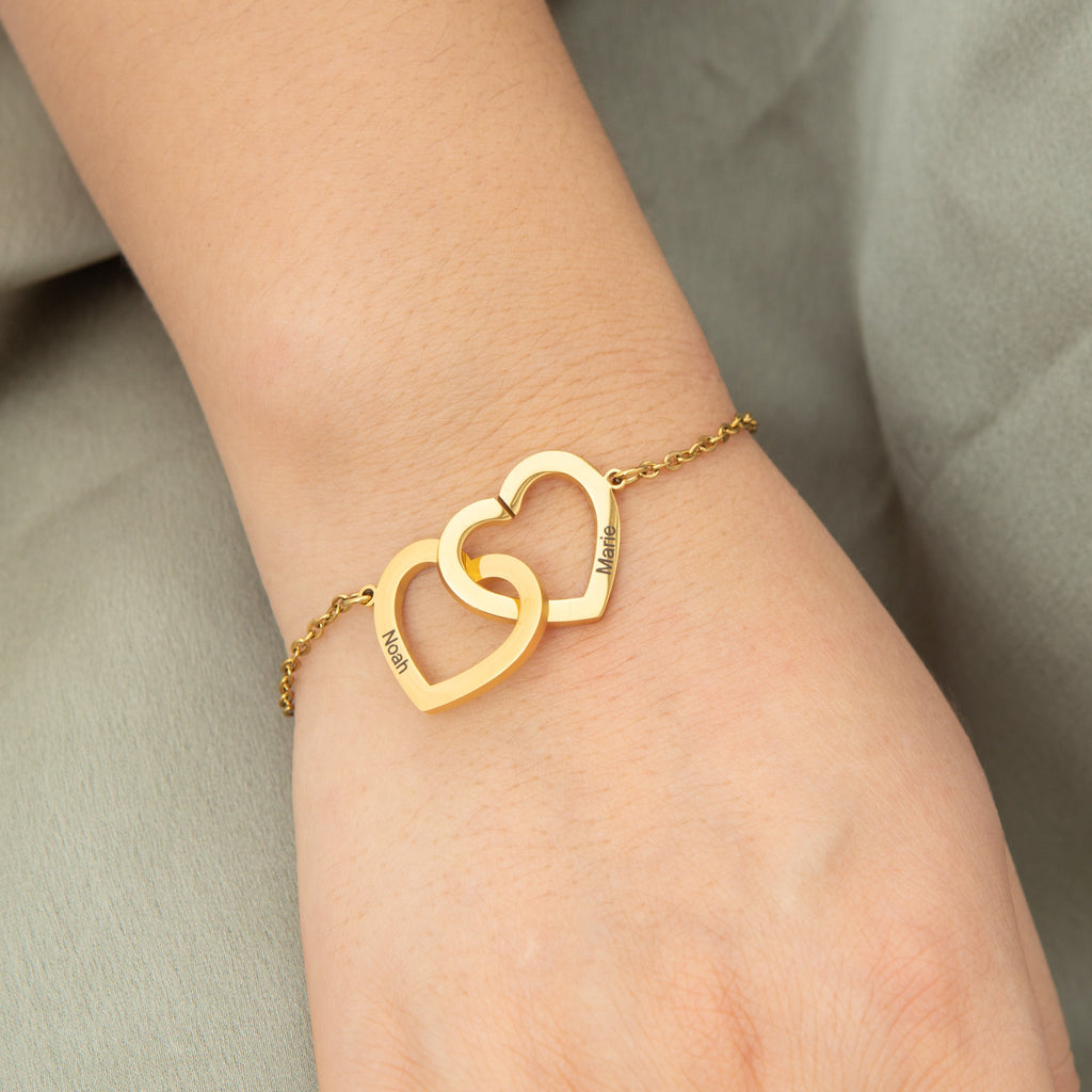 Pulsera Personalizada con Dos Corazones Entrelazados