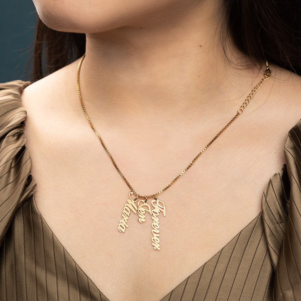 Collar de Firma Vertical Hasta 3 Colgantes