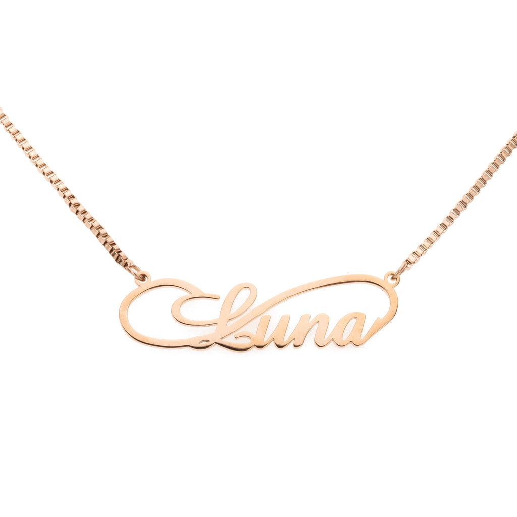 Collar con Nombre Infinito y Cadena Fina