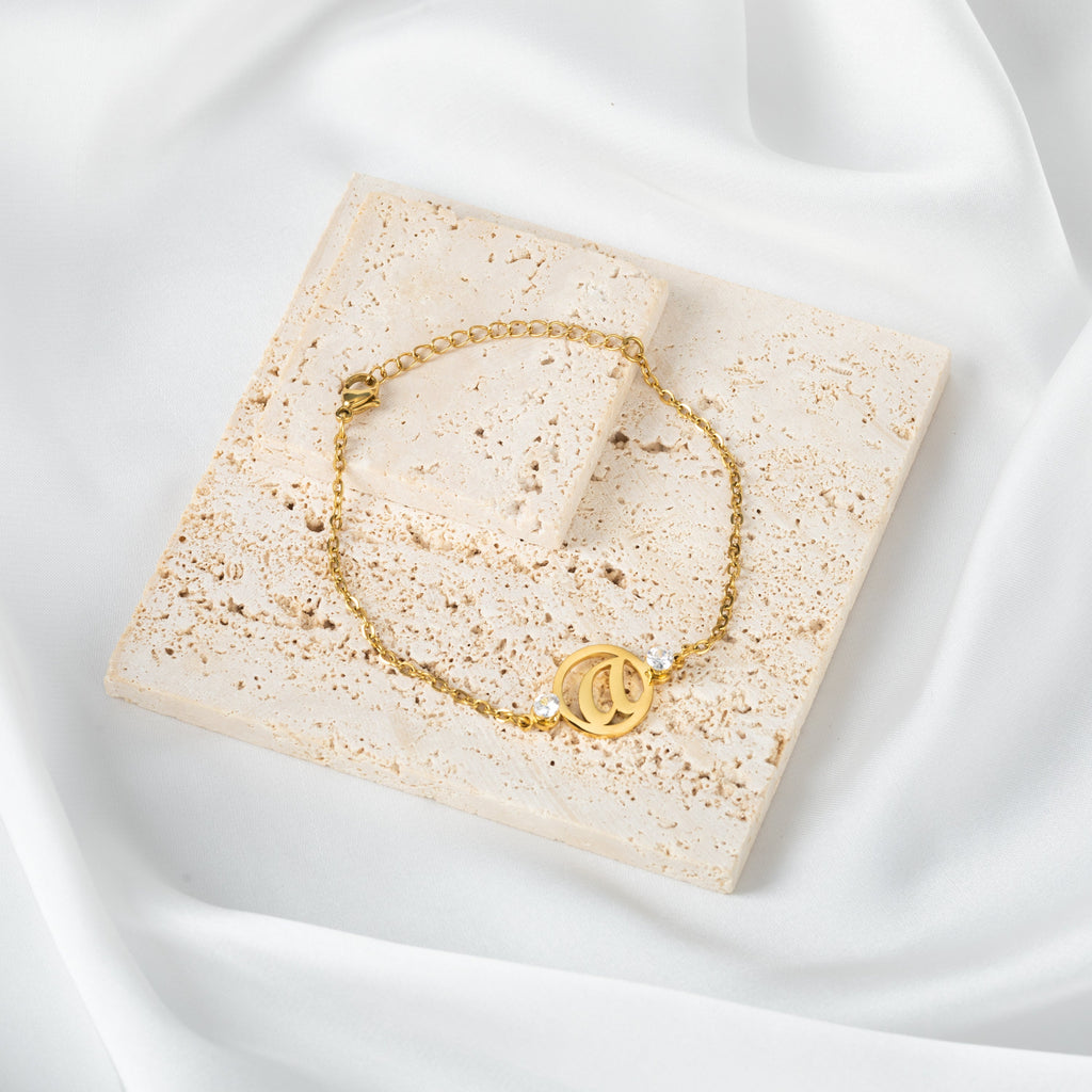 Pulsera Personalizada con Inicial y Piedra