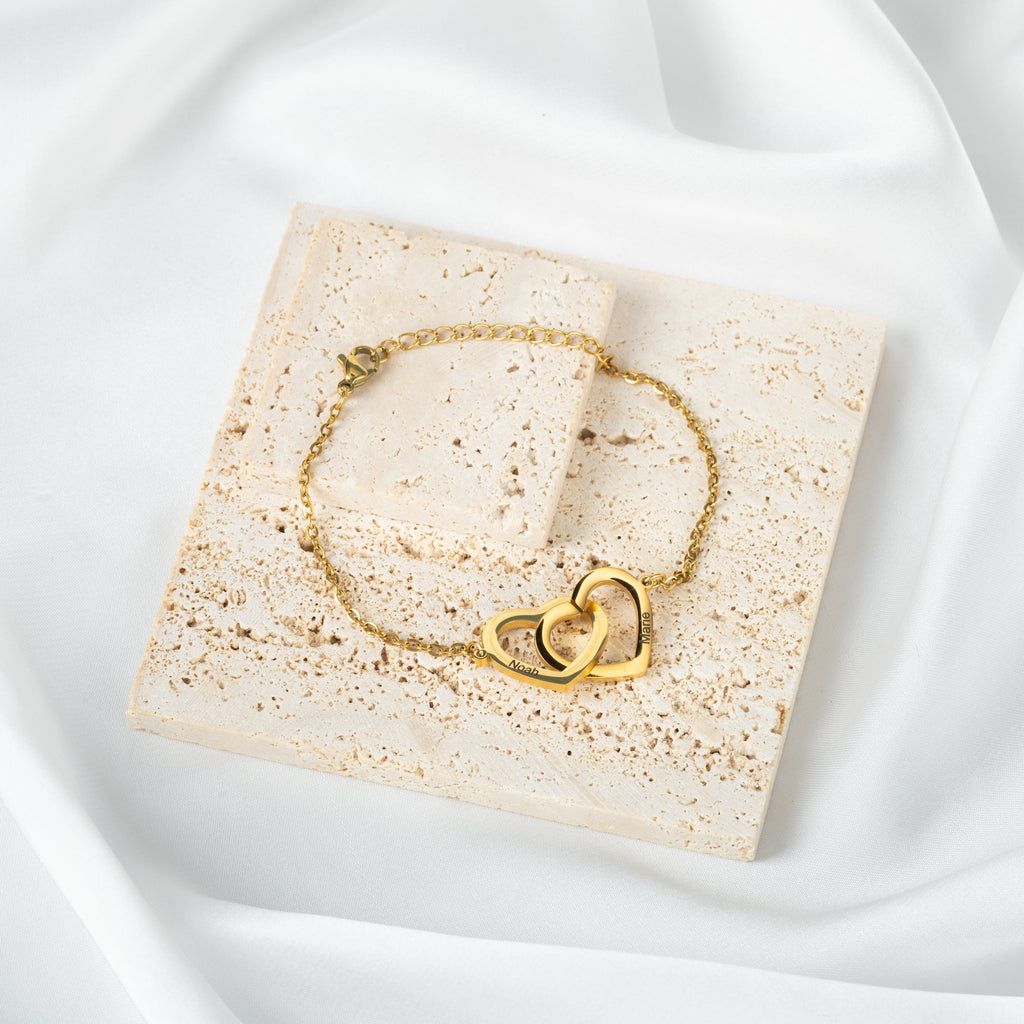 Pulsera Personalizada con Dos Corazones Entrelazados