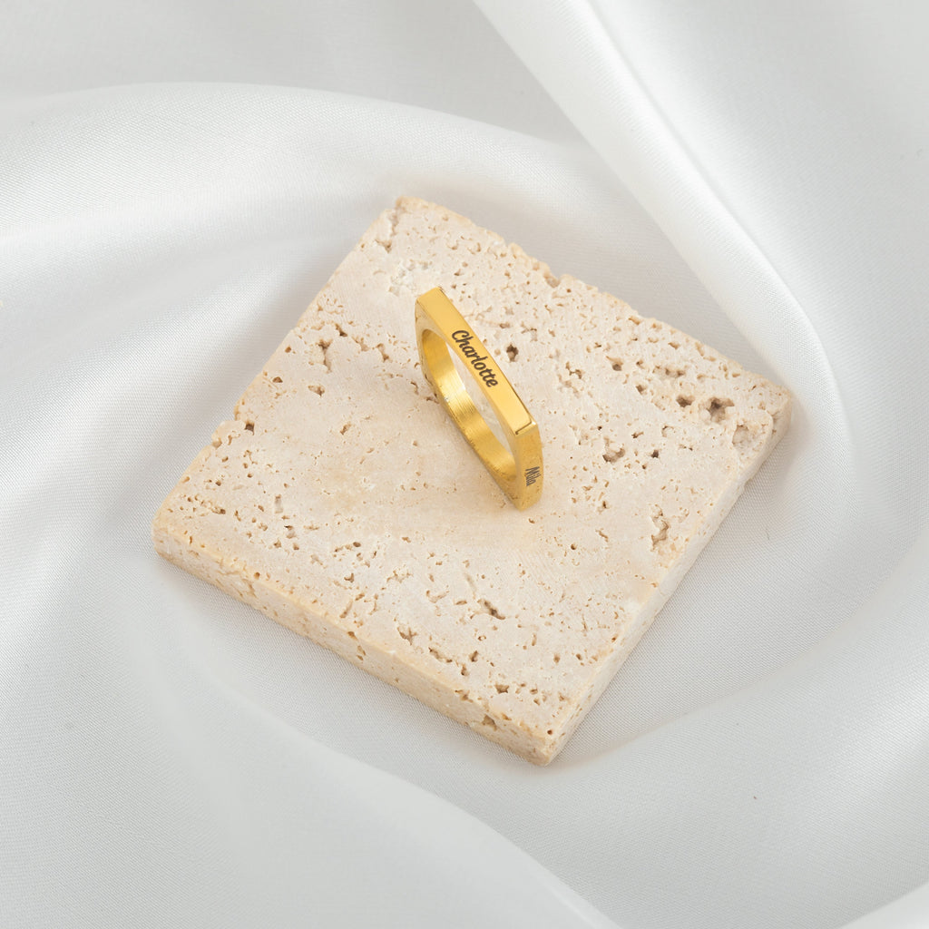 Anillo Personalizable Cuadrado con 4 Nombres