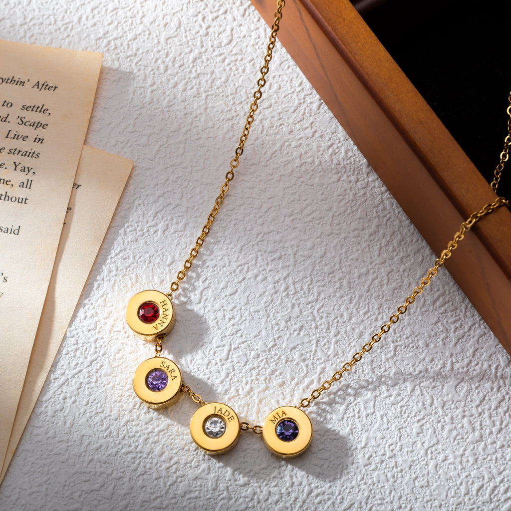 Collar con Cuentas Grabadas