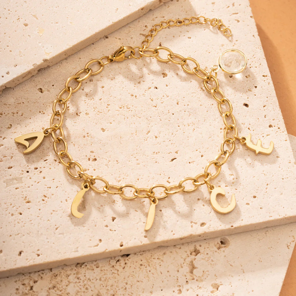 Pulsera con Letras Colgantes Personalizadas