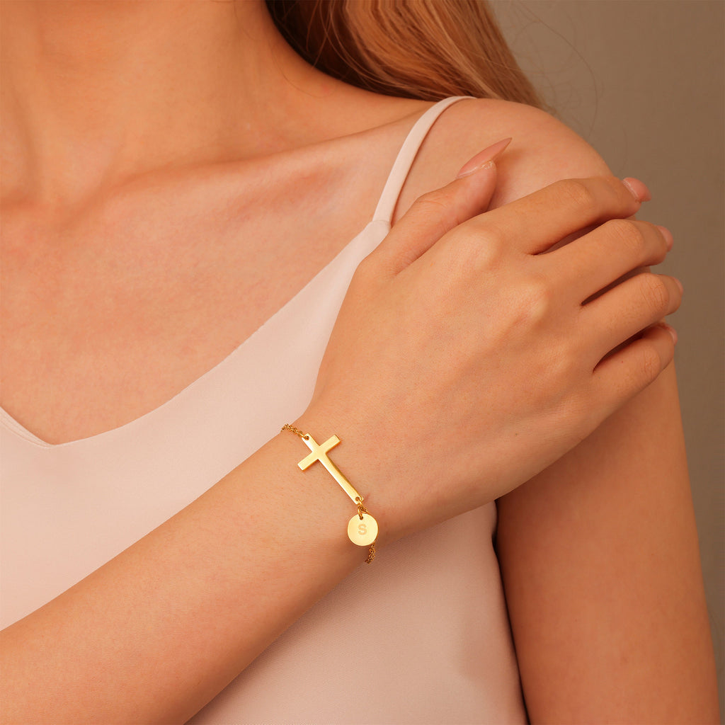 Pulsera Cruz con Inicial Personalizada