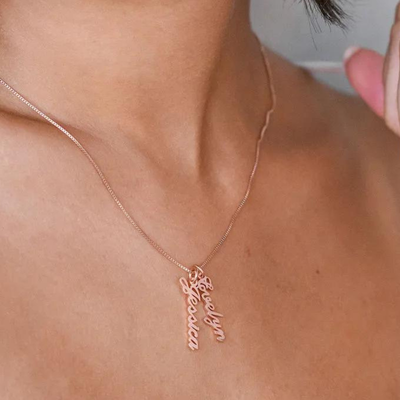 Collar de Firma Vertical Hasta 3 Colgantes