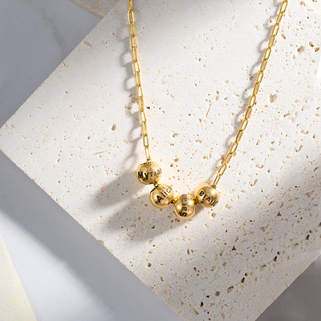 Collar Personalizado con Perlas y Nombres
