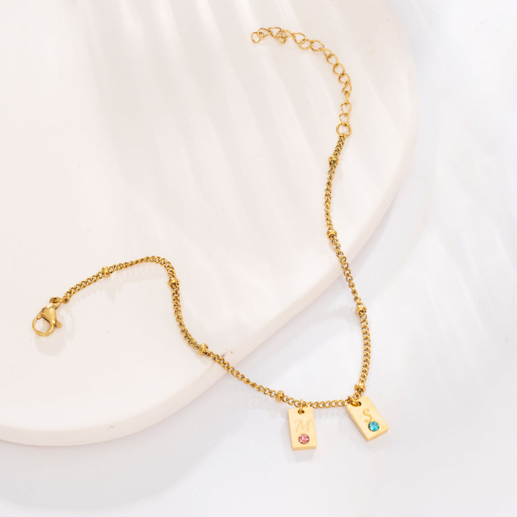 Pulsera con Iniciales y Piedras Personalizadas