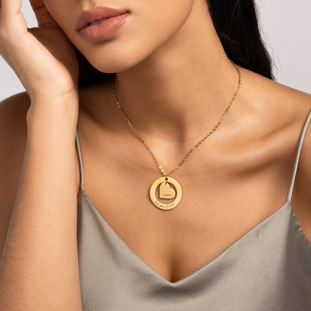 Collar Corazón en Círculo Personalizado