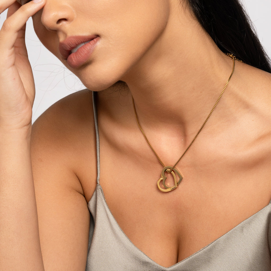 Collar de Corazones Entrelazados
