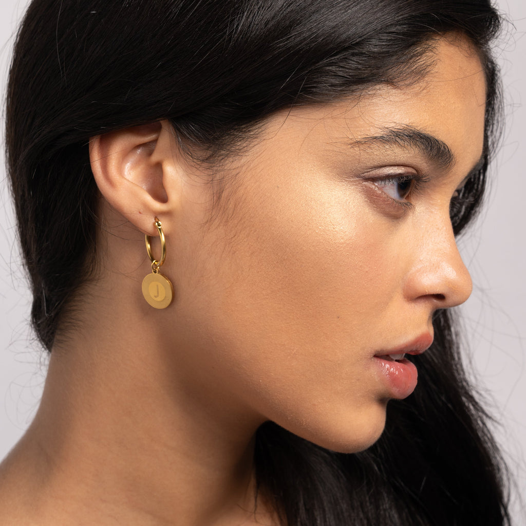 Aretes con Inicial y Diseño de Sol