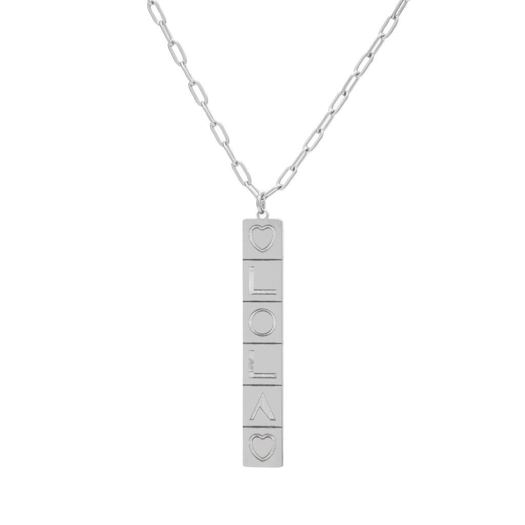 Colgante Dominó Personalizado con Nombre – Elegancia Minimalista