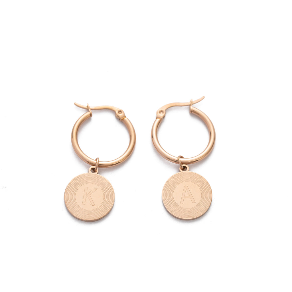 Aretes con Inicial y Diseño de Sol